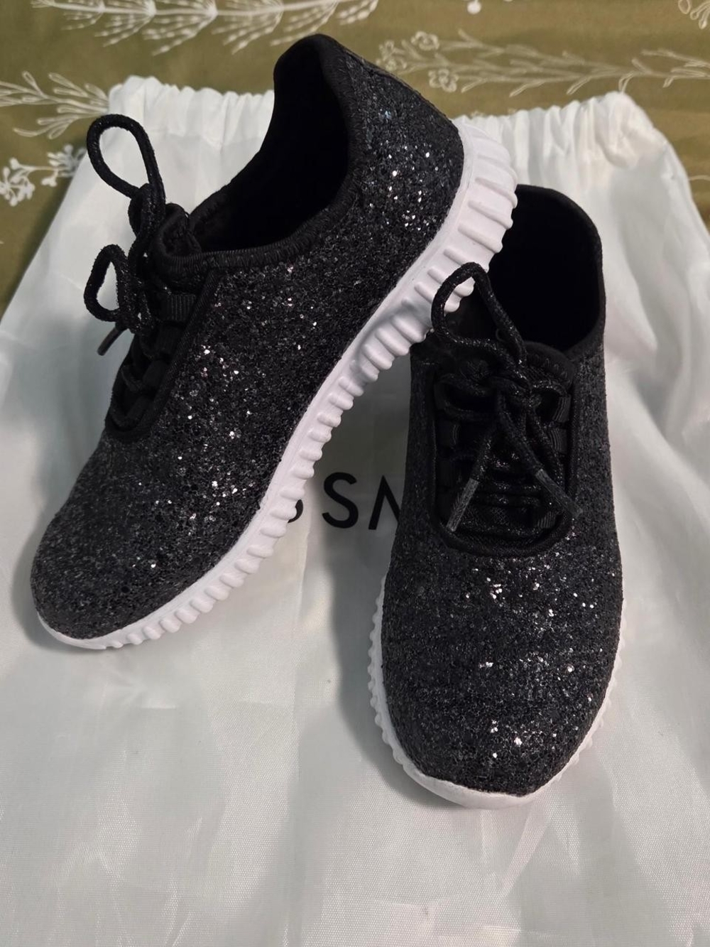 Weissman Black Glitter Kids Sneakers with White Soles